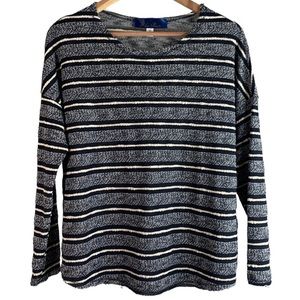 Blue Rain Women’s Scoop Neck Raw Hem Black Cream Stripe Long Sleeve Top Medium
